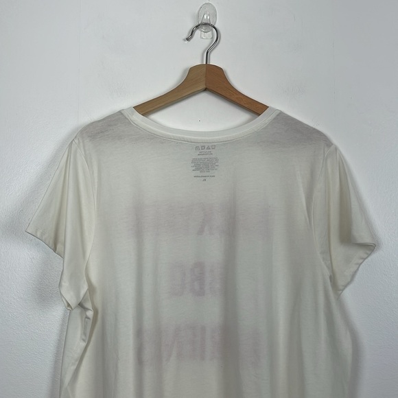 BackYard BBQ & Friends Womens XL Short Sleeve Pullover White Red Lightweight Tee - Picture 7 of 8